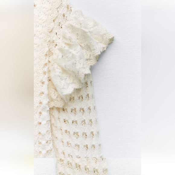 BNWT! Zara ruffled pointelle knit cardigan - Picture 6 of 9